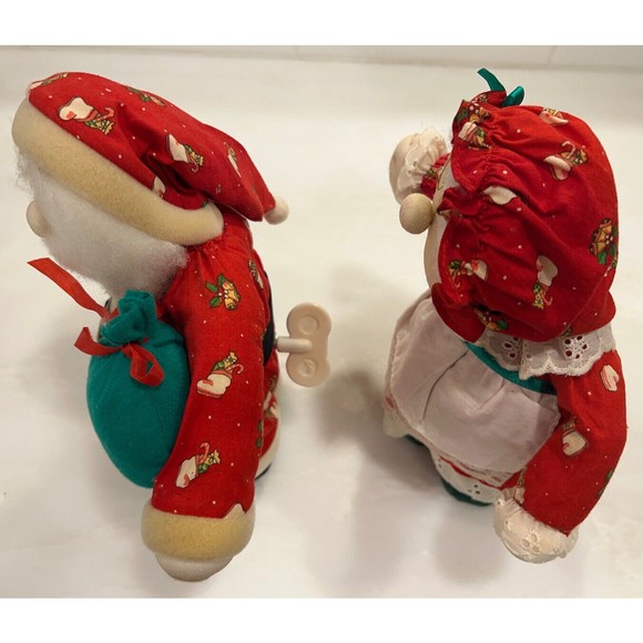 Vintage Santa and Mrs. Clause Animated 10” Wind Up No Batteries Made In Taiwan - Picture 13 of 16